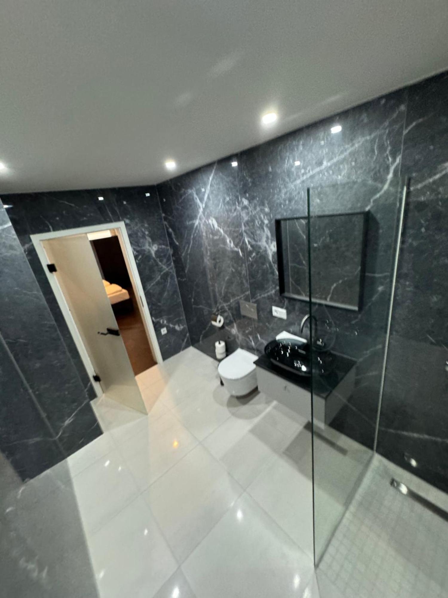 Design Apartment In The Centre Of Wien Exteriör bild